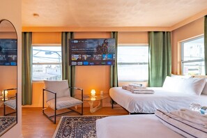 1 bedroom, desk, iron/ironing board, WiFi