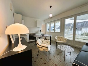 Interior - Fouesnant, 50 m from the beach of Cap Coz, charming apartment 2 pers (FOUESNANT)