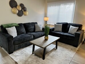 تلفزيون ذكي، كرة قدم الطاولة، كُتُب