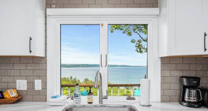 Stunning Lake Michigan Panoramic Views - Duneview Summit
