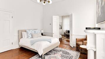 3 quartos, ferros/tábuas de passar roupa, Wi-Fi de cortesia