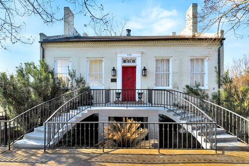 1835 Wilkins Townhouse | 3/3 | Walk to Downtown