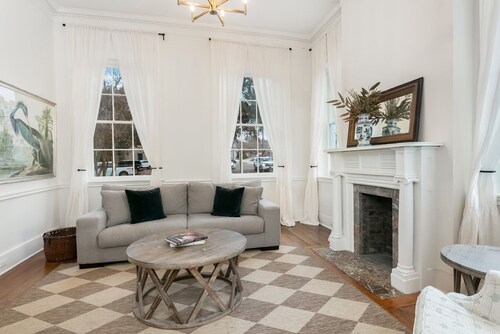 1835 Wilkins Townhouse | 3/3 | Walk to Downtown