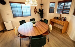 Dining - COZY BEAR CABIN--BRAND NEW STYLISH GETAWAY!  (Big Bear)