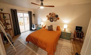 3 bedrooms, desk, free WiFi, bed sheets