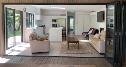 Entertainer’s Dream in Doubtless Bay