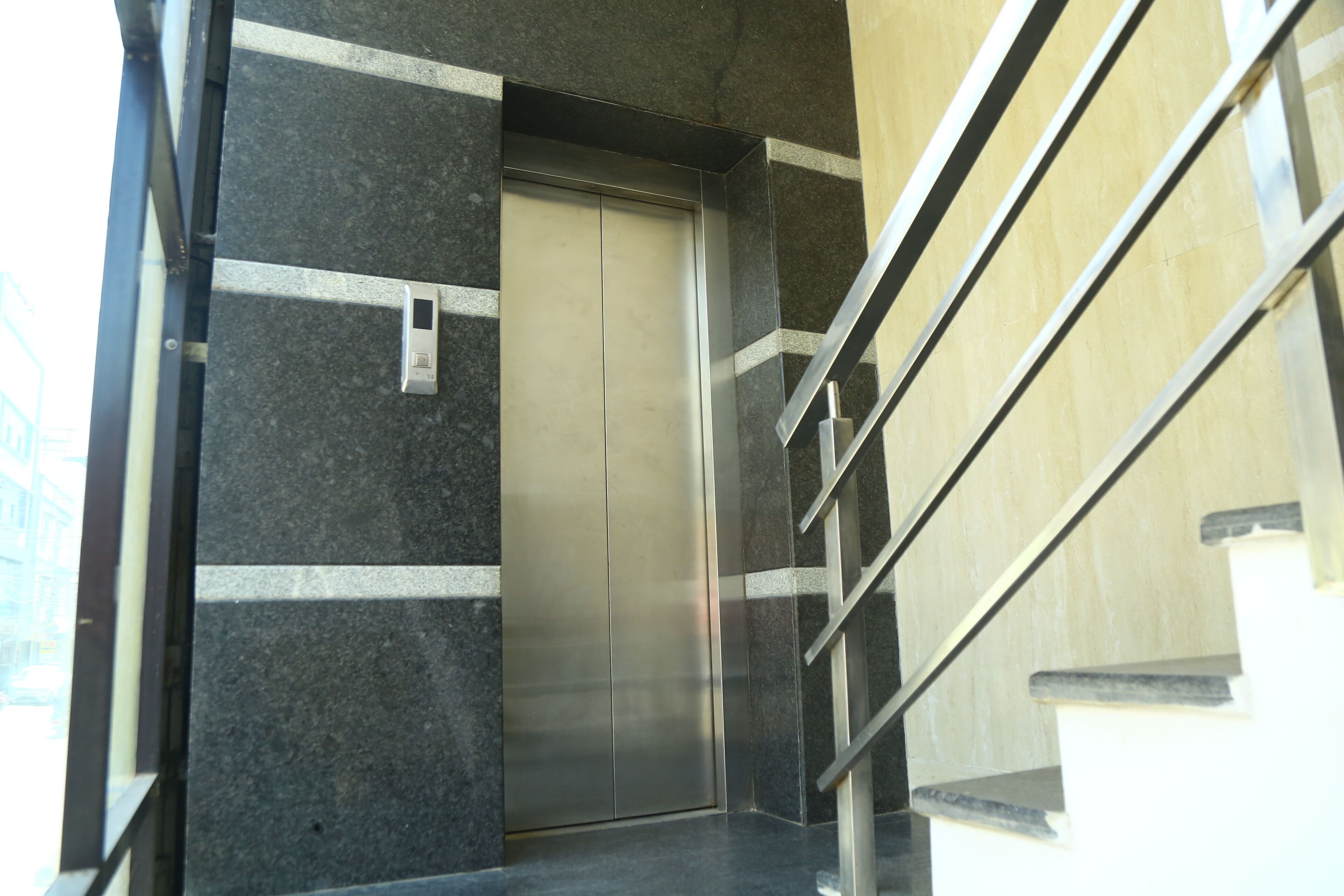 Elevator