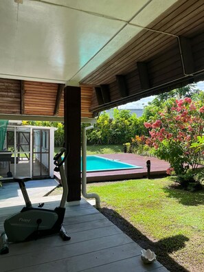 Outdoor pool - Villa Serenity welcomes you (Pacific Harbour)