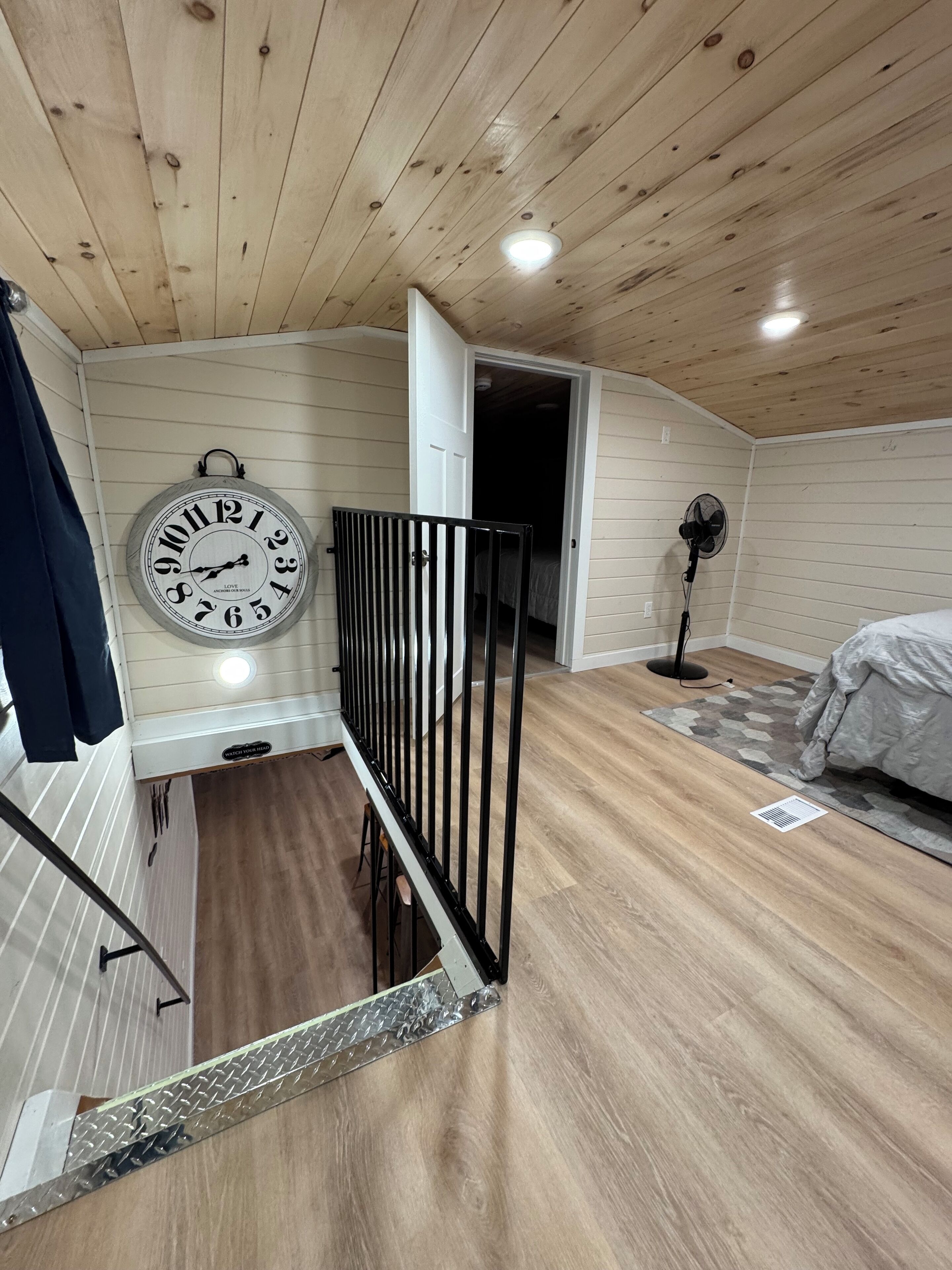 4 soverom, skrivebord, wi-fi og sengetøy