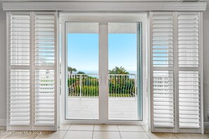 Interior - Luxury Oceanfront Beach House - all bedrooms have spectacular views - Sleeps 6+ (Melbourne Beach)