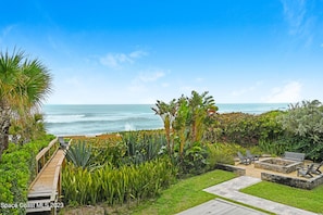 Terrace/patio - Luxury Oceanfront Beach House - all bedrooms have spectacular views - Sleeps 6+ (Melbourne Beach)