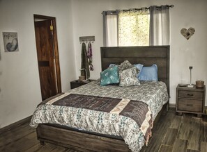 2 bedrooms, desk, WiFi, bed sheets - Spacious Condo in the heart of Playa Venao (Pedasi)