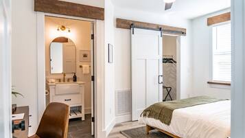 1 habitación, escritorio, tabla de planchar con plancha y wifi gratis