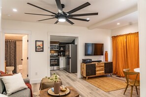 Smart TV, stereo, offices