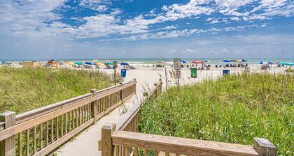 3BR Golf and Beach Condo in the center of all the action.