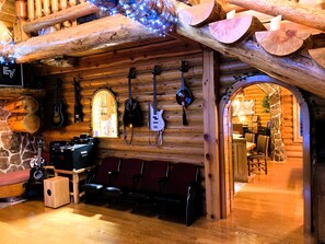 Interior - Splinter Shack Ski Lodge in beautiful Ogden UT! Snowbasin only 20 mins away! (Ogden)