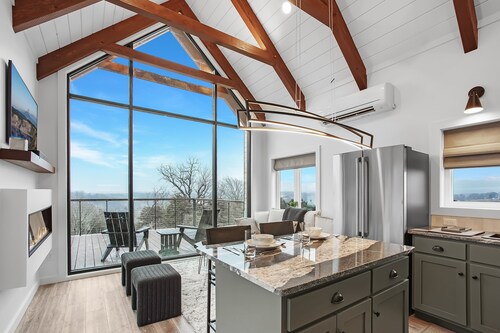 Blue Ridge Mini Lux Retreat 2 with Hot Tub, Sauna, & Cold Plunge!