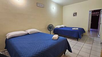 Deluxe-Zimmer (Habitacion Basica Doble) | 1 Schlafzimmer, hochwertige Bettwaren, Daunenbettdecken