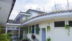 Uklassifisert bilde, 4 av 9, knapp