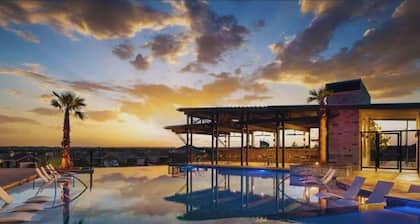 Rare Find |Sleeps 13 |Family Fun