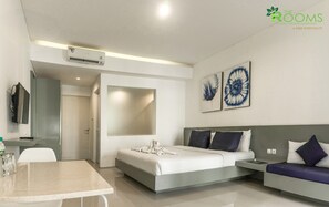 Standard Studio | In-room safe, laptop workspace, free WiFi, bed sheets - The Rooms Apartment by ARM Hospitality (Denpasar)