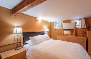 1 chambre, bureau, fer et planche à repasser, Wi-Fi