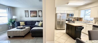 Floridian 4 bedroom home, sleeps 7, walk to downtown
