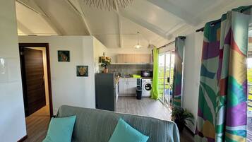 Standard Bungalow, 2 Bedrooms | Private kitchen | Full-sized fridge, microwave, oven, electric kettle