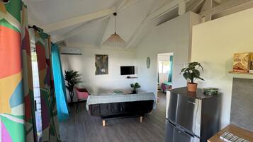 Standard Bungalow, 2 Bedrooms | Living area | 42-inch LED TV with satellite channels