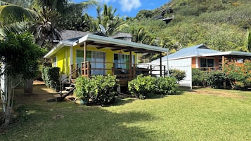 Classic Bungalow, 2 Bedrooms | Terrace/patio