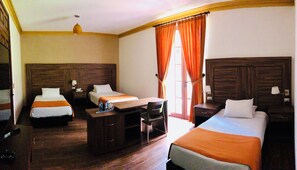 Basic Triple Room | In-room safe, individually furnished, desk, laptop workspace - Hotel San Miguel (Contepec)