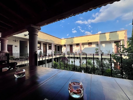 Restaurant. Hotel San Miguel