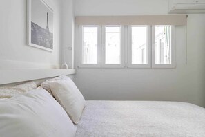 2 bedrooms, iron/ironing board, travel crib, free WiFi