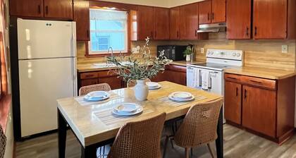 Coastal Charm meets Farmhouse living in a cozy single-family. 8 min to Mayo.