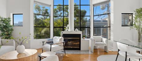 TV connectée, espaces bureaux