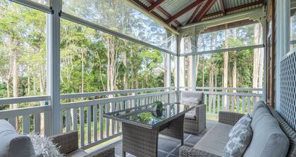 Romantic Cottage 250m to Gallery Walk