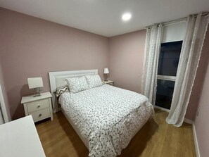 2 chambres, Wi-Fi, literie fournie