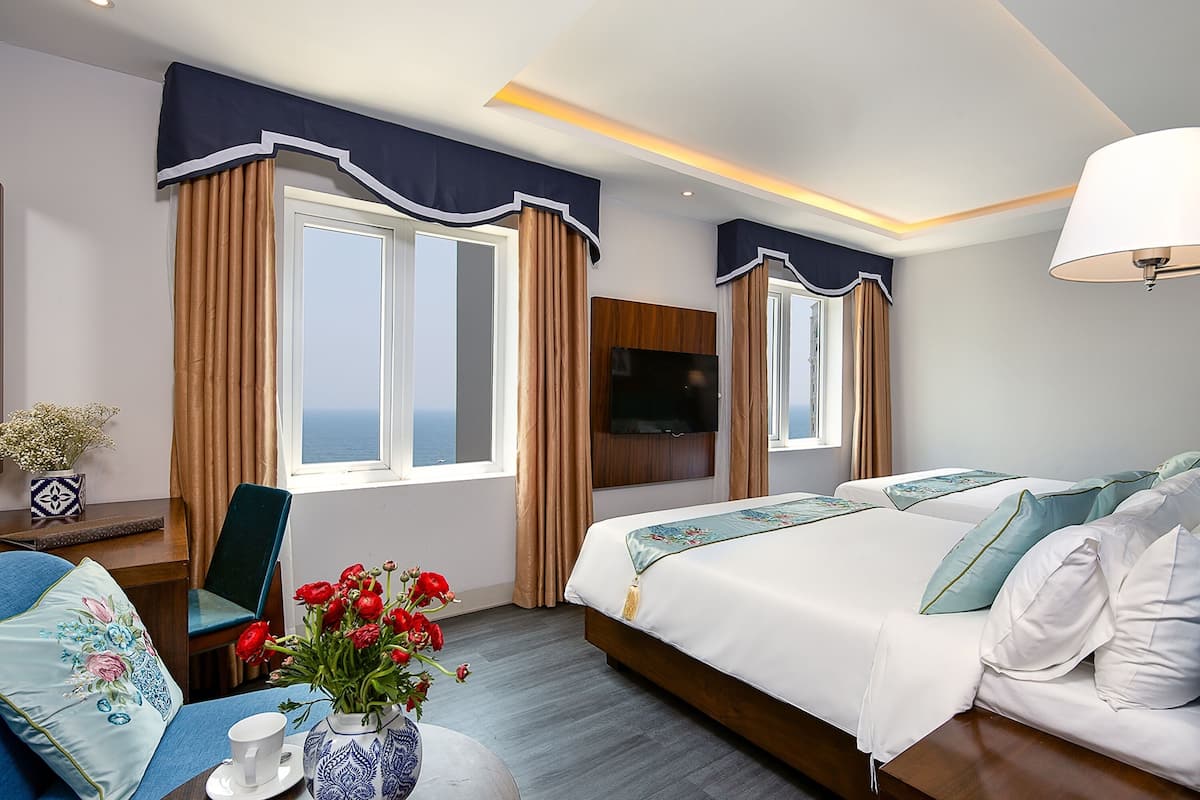 Deluxe Double or Twin Room, City View | Premium bedding, minibar, in-room safe, individually furnished