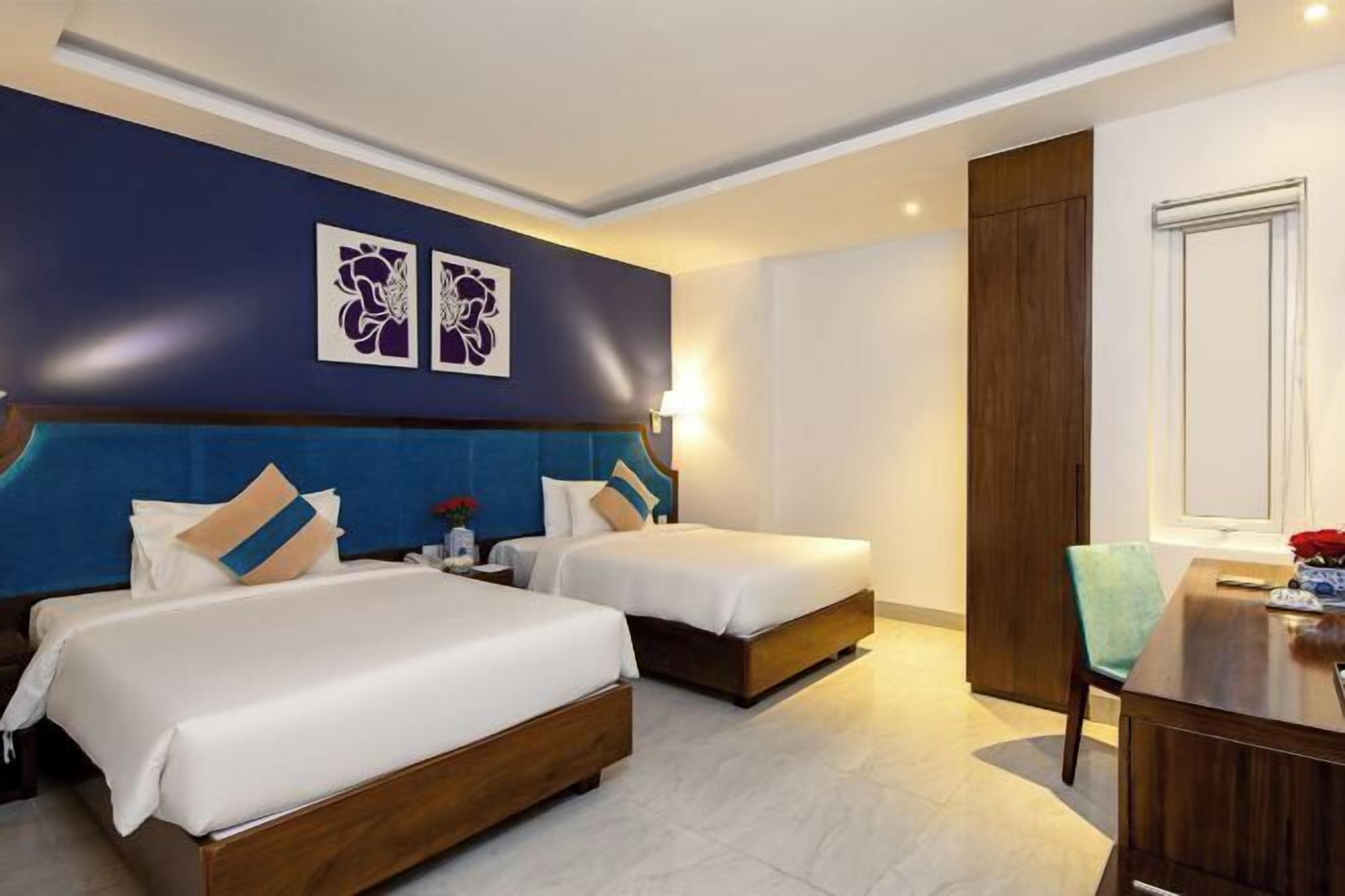 Premium bedding, minibar, in-room safe, individually furnished