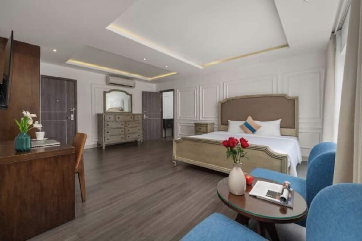 Premium bedding, minibar, in-room safe, individually furnished