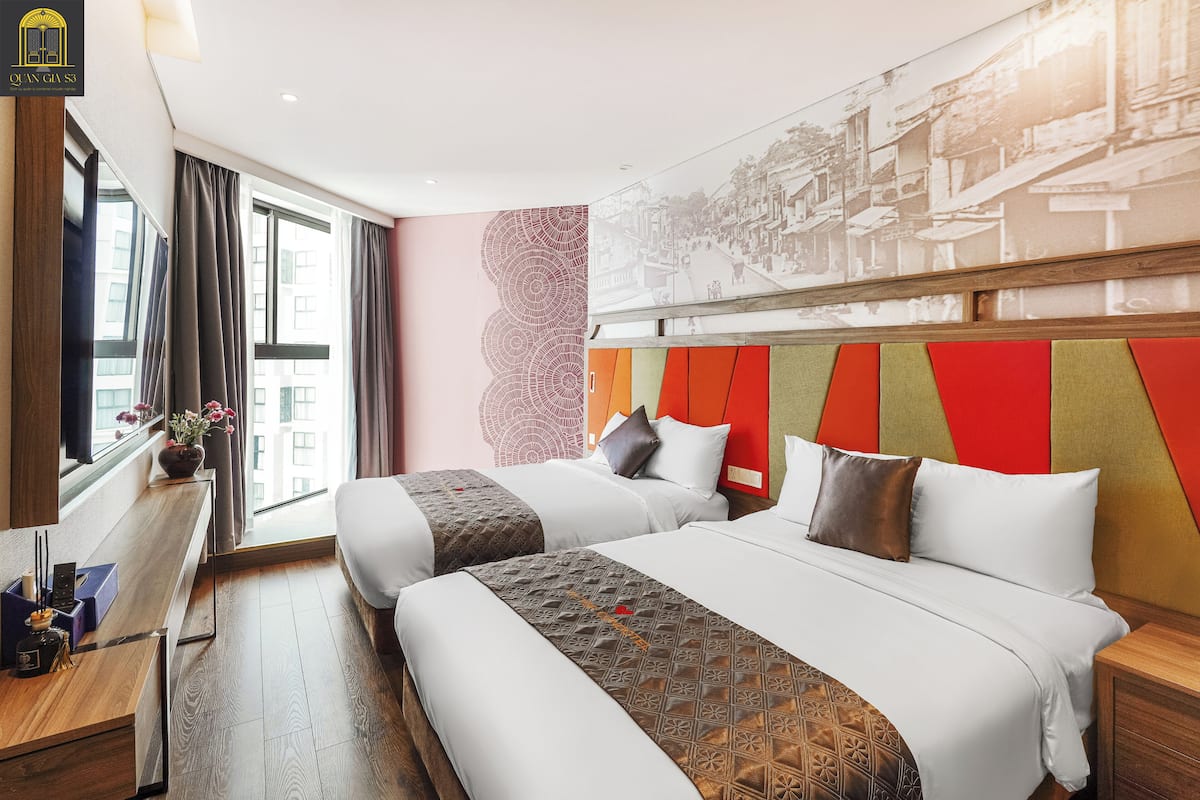 Studio Suite, 2 Twin Beds, Garden View | 1 bedroom, free minibar, in-room safe, desk
