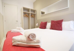 2 Schlafzimmer, Bügeleisen/Bügelbrett, WLAN, Bettwäsche