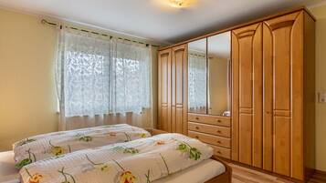 3 Schlafzimmer, kostenloses WLAN, Bettwäsche
