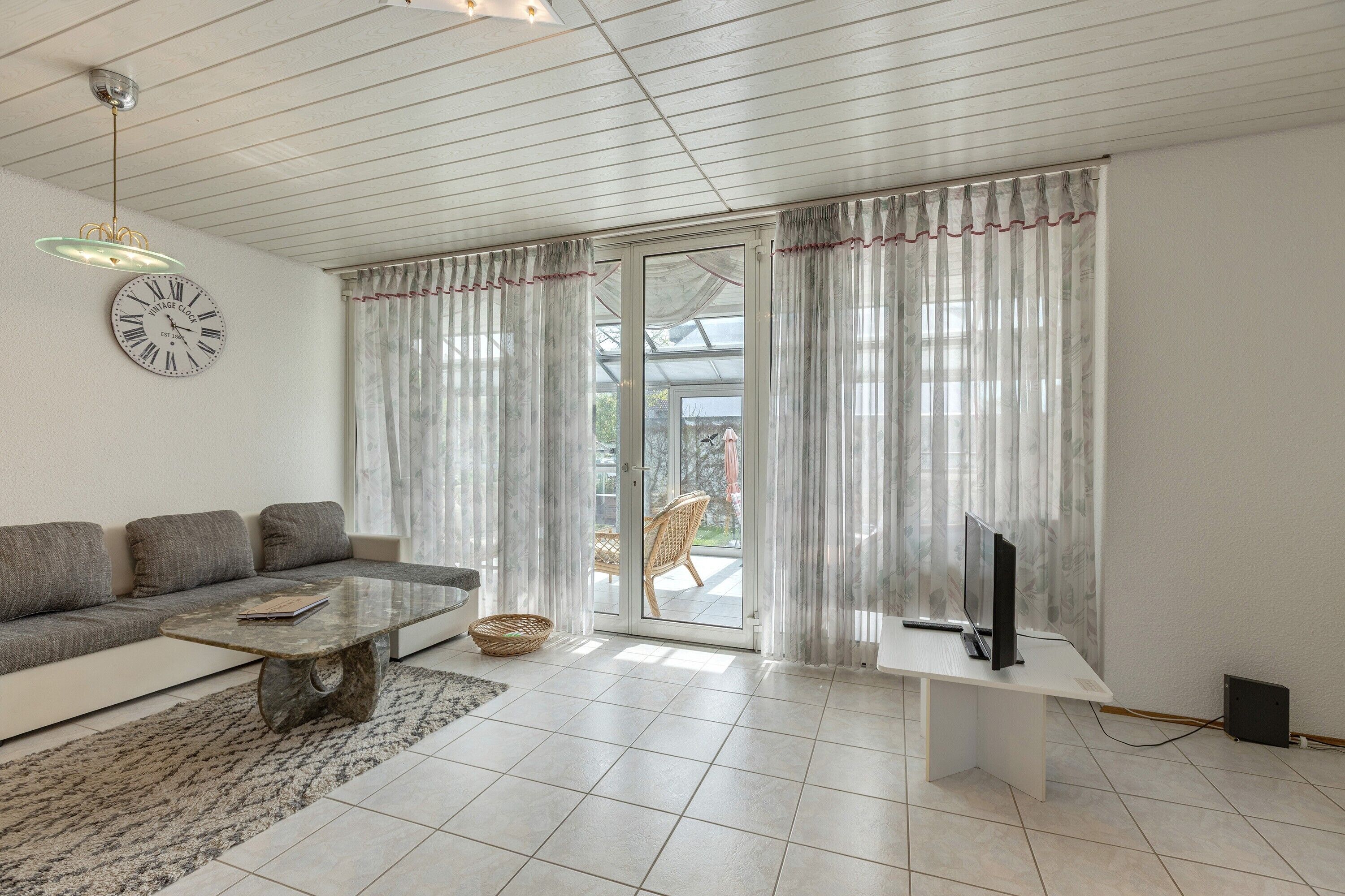 Fernseher