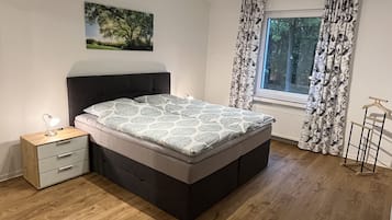 2 chambres, fer et planche Ă  repasser, Wi-Fi gratuit, draps fournis