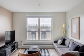 テレビ、ステレオ