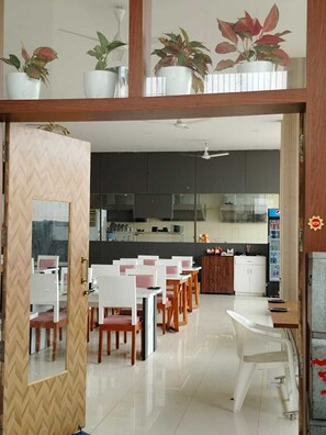 Restaurant - Hotel Raipur Pride - Raipur (Raipur)