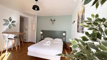 Fer et planche à repasser, Wi-Fi, draps fournis