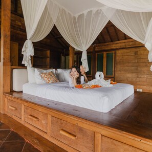 Vila Panorama, 1 Tempat Tidur King, pemandangan gunung | Seprai premium, brankas, meja kerja, dan ruang kerja ramah laptop