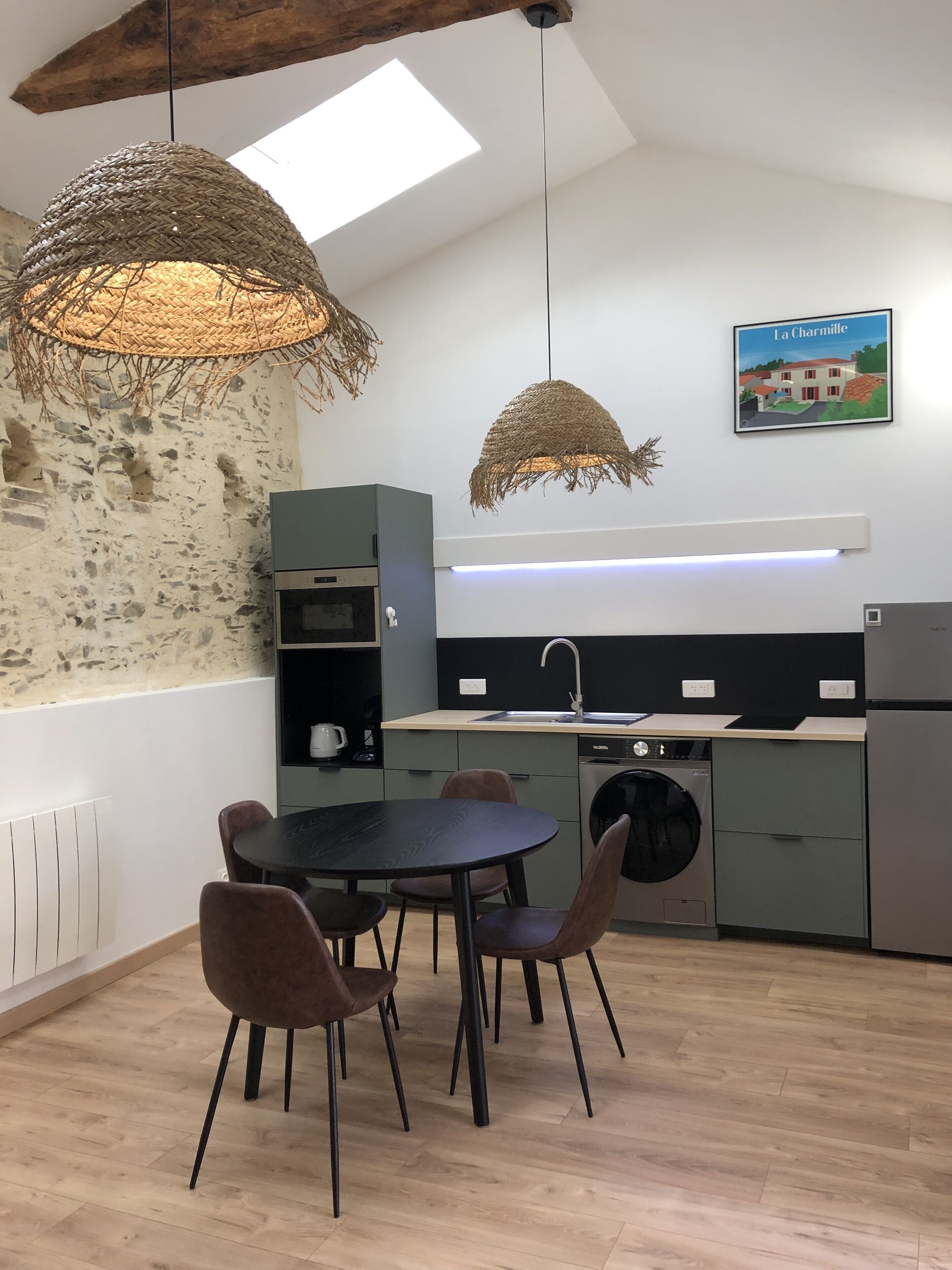 Refrigerador, microondas, horno, placa de cocina